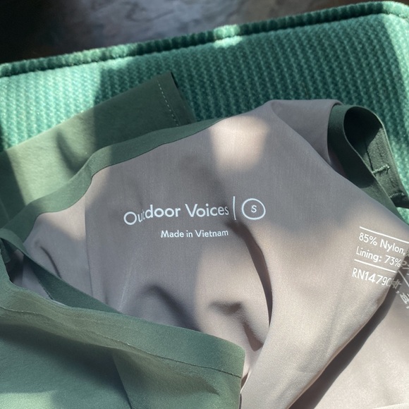 Outdoor Voices Exercise Dress - Picture 4 of 4